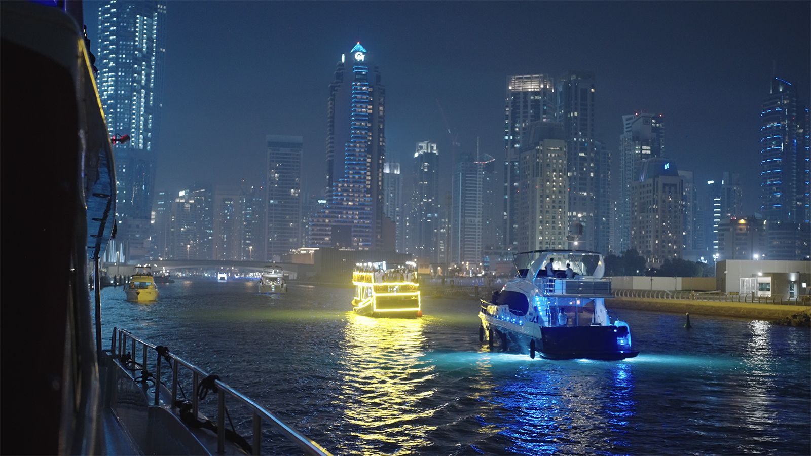 kryptoqueen_0002s_0015_kryptoqueen-14