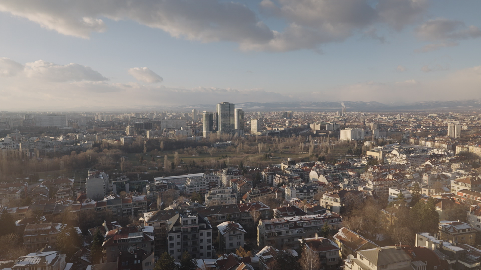 kryptoqueen_0002s_0002_kryptoqueen-4