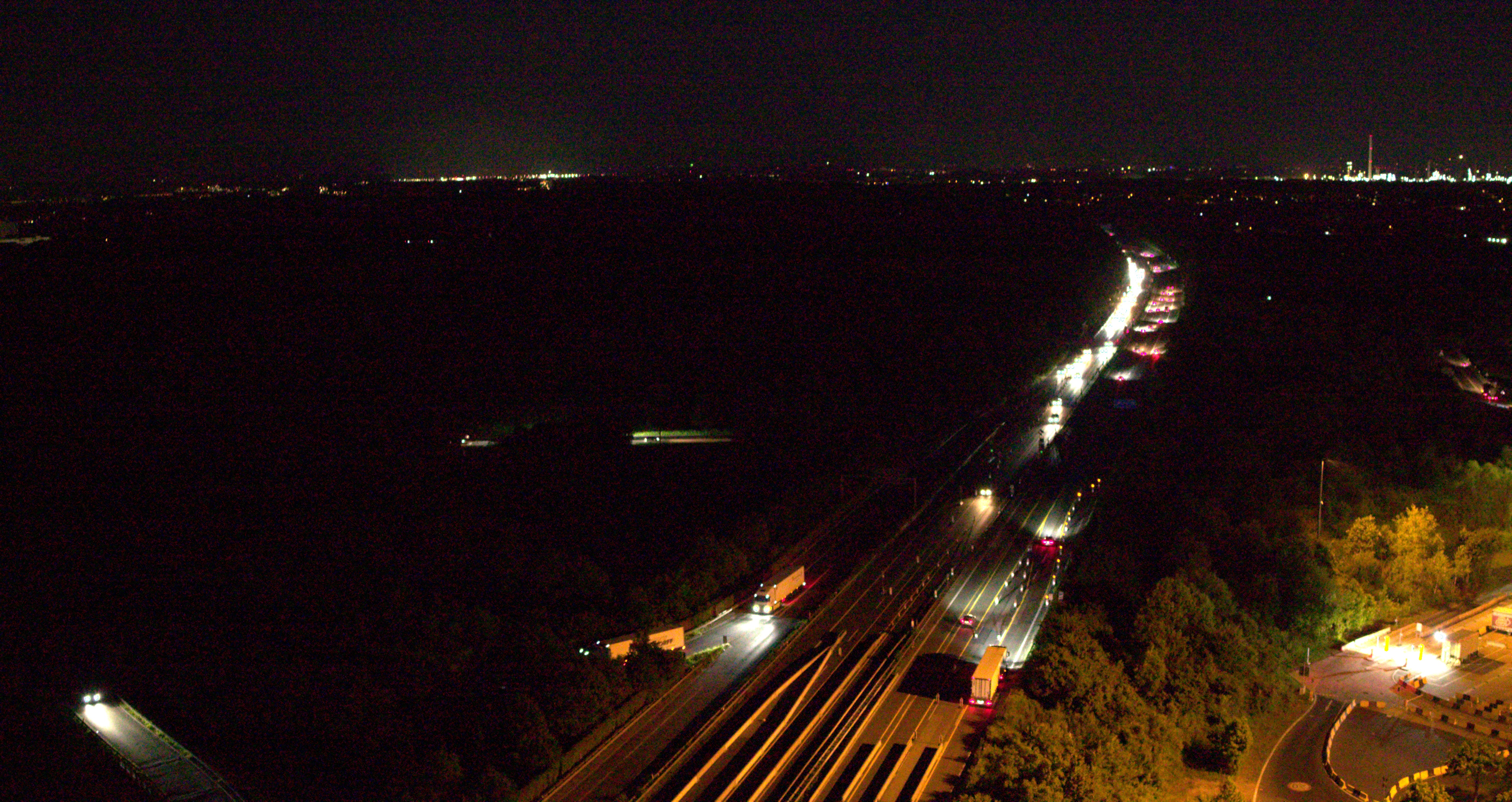 6-per-bargeldkurier-landen-drogengelder-aus-ganz-europa-in-deutschland