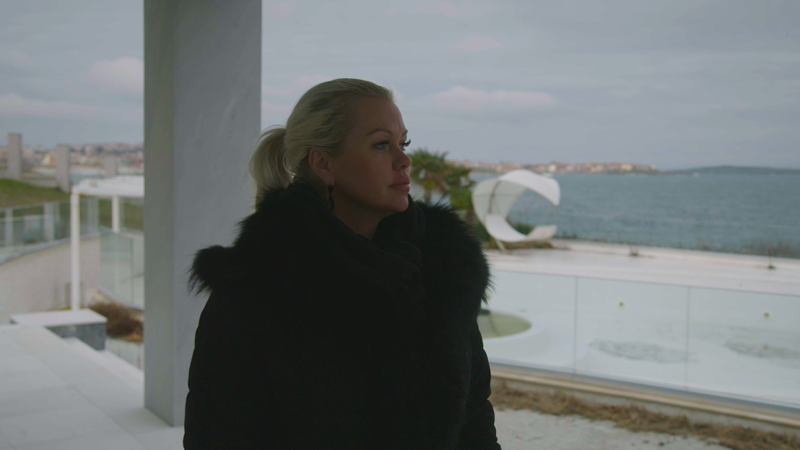 Die Kryptoqueen - Film von Johan von Mirbach - Dokumentarfilmer